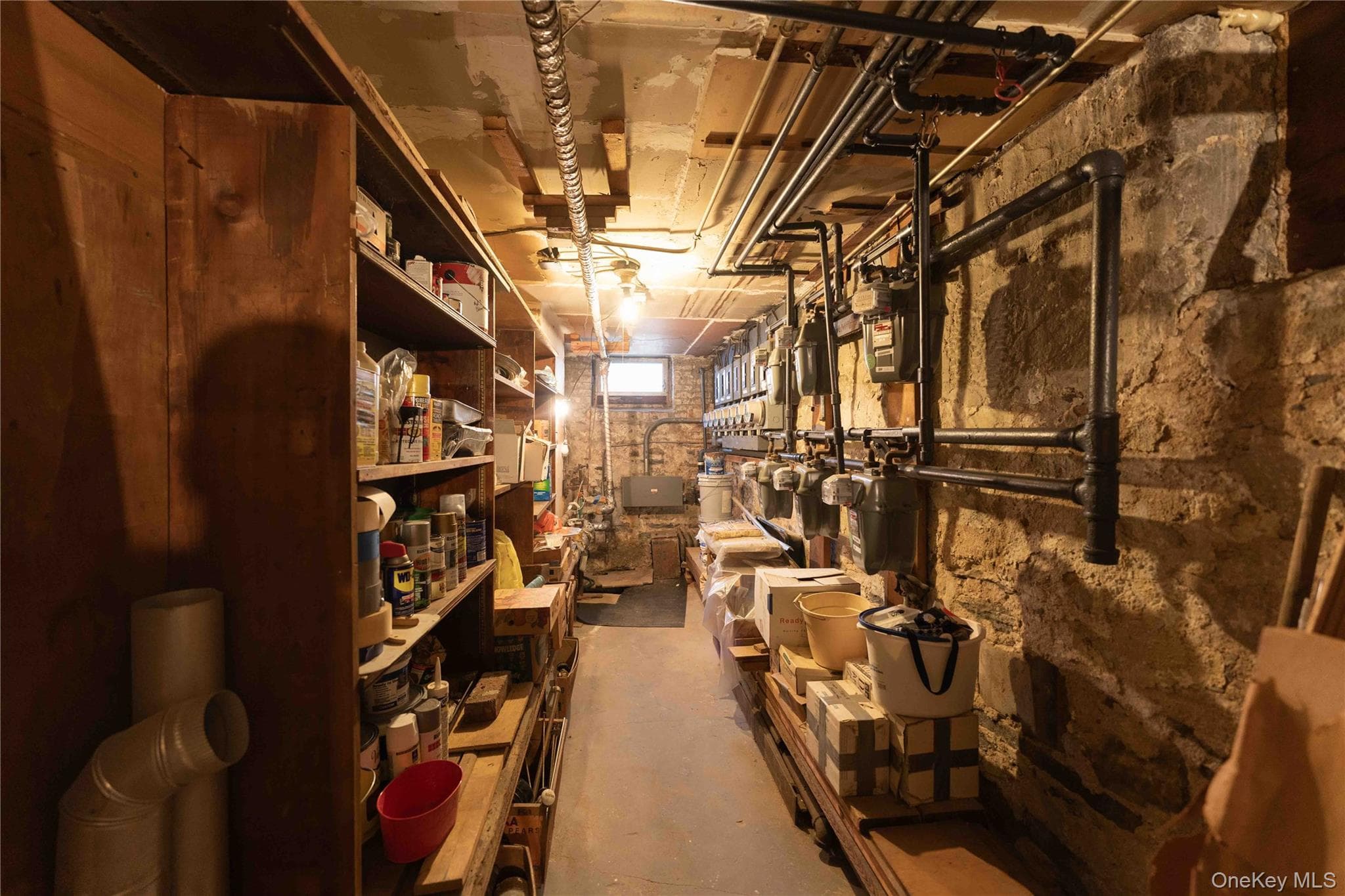 765 E 9th Street thumbnail 45