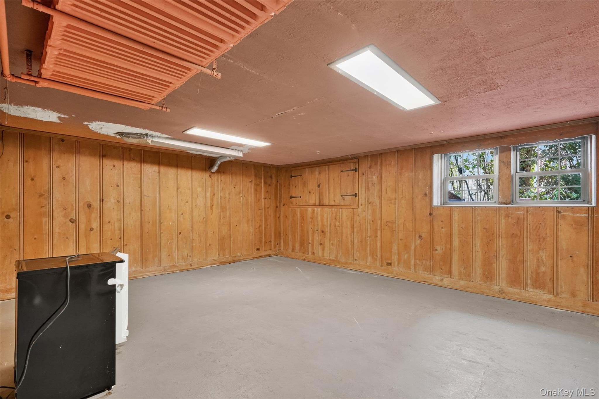 297 E Devonia Avenue thumbnail 33