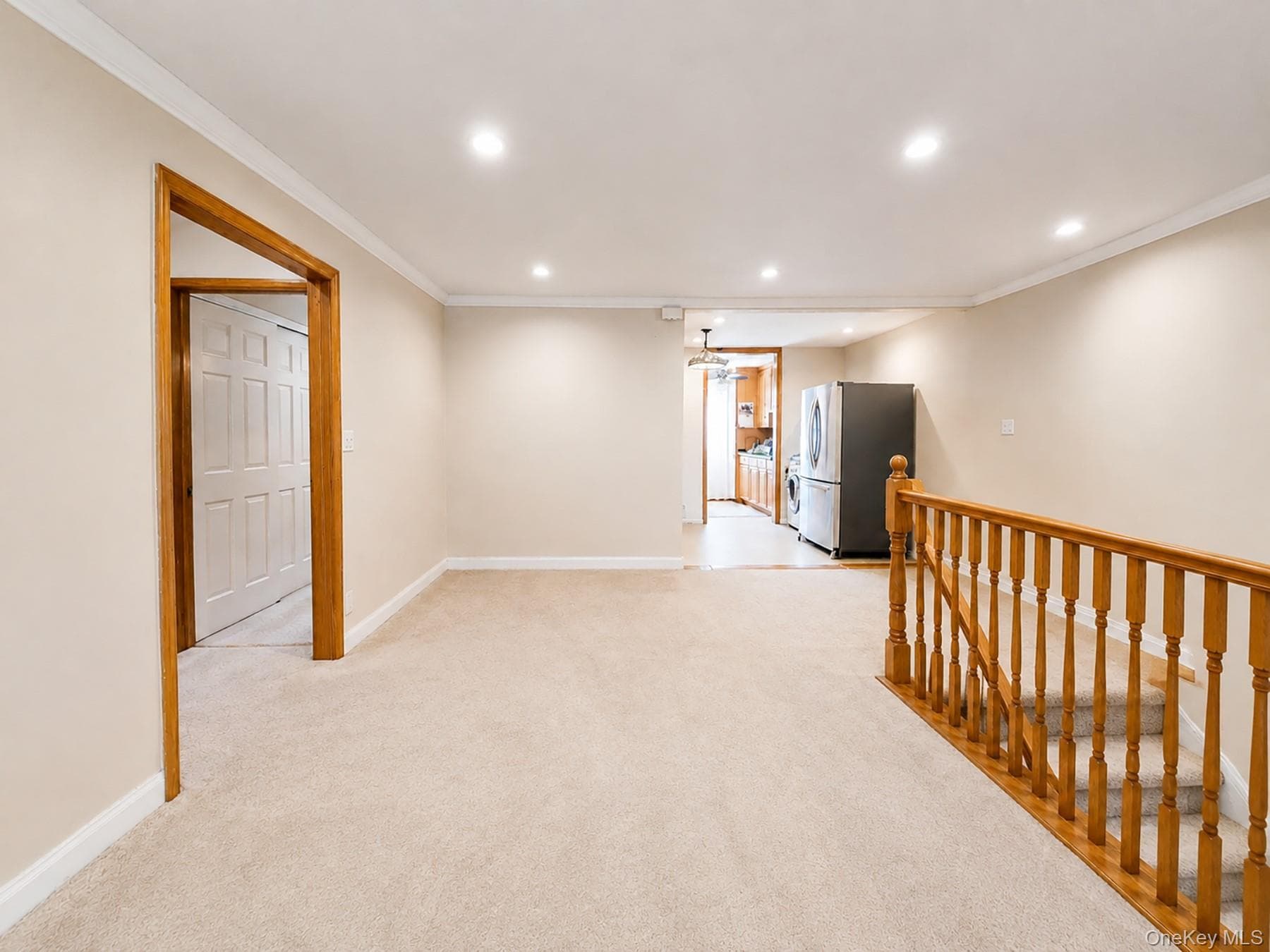 229-28 Kingsbury Avenue Unit: B thumbnail 9