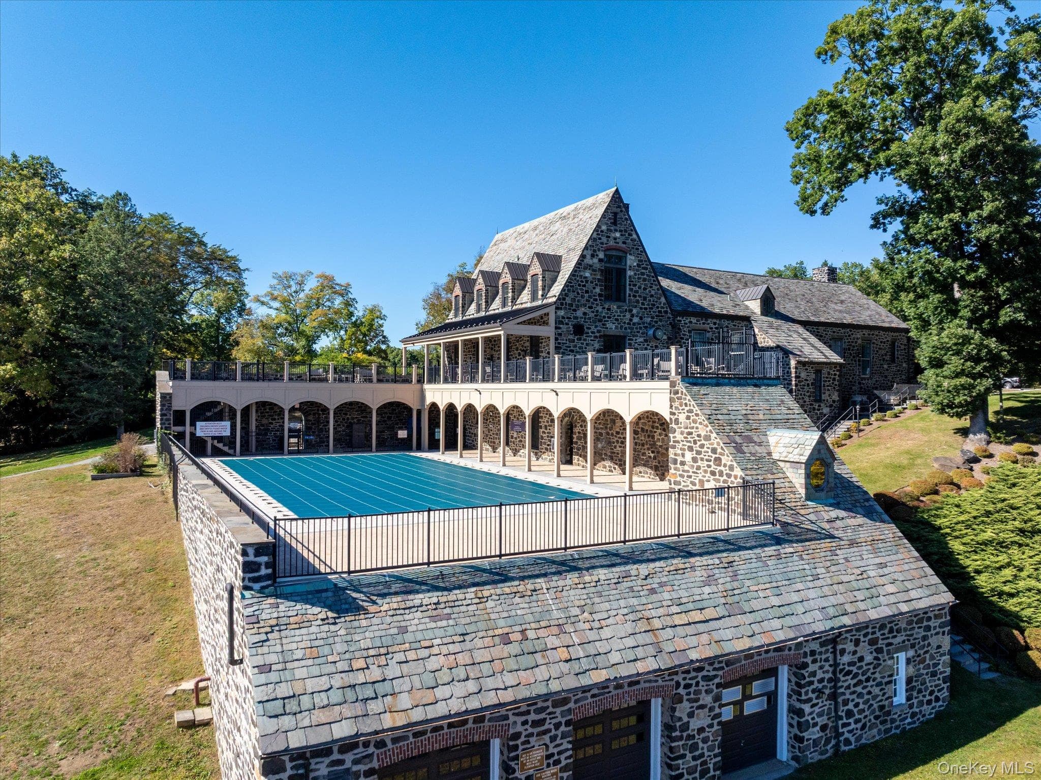 13 Bernheimer Lane thumbnail 44