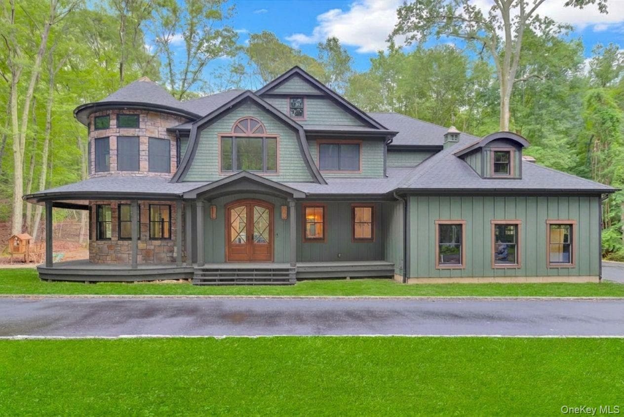 301 Old Mill Road, Saint James