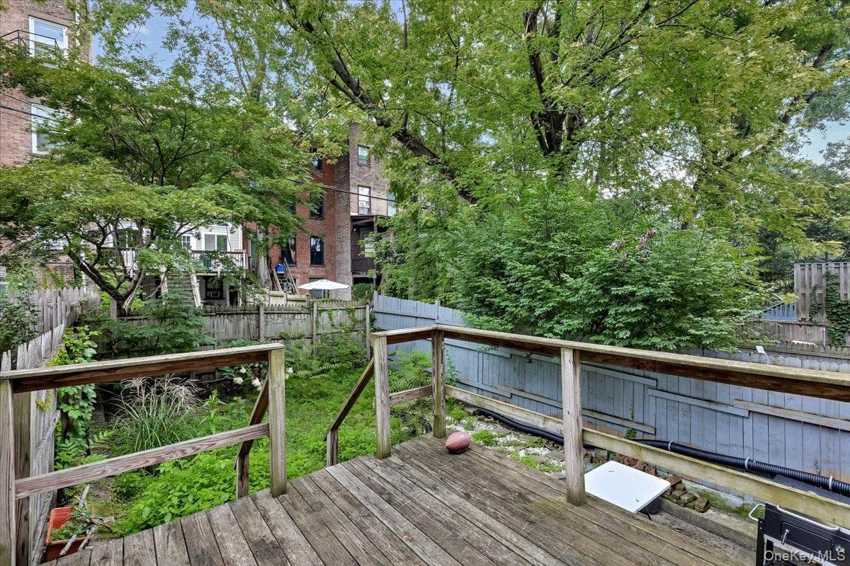 137 Lancaster Street thumbnail 41