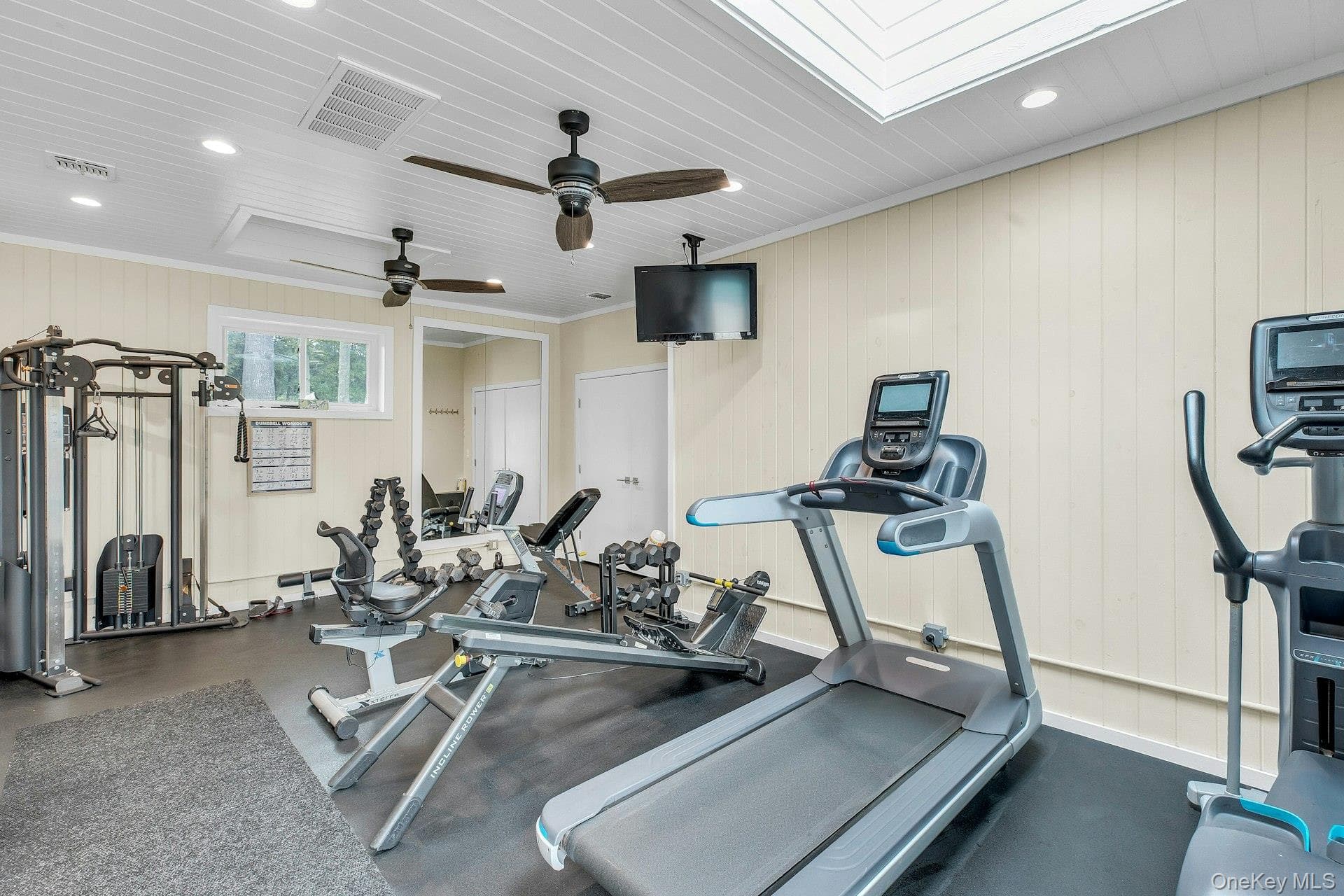 3103 Bluffs Drive thumbnail 29