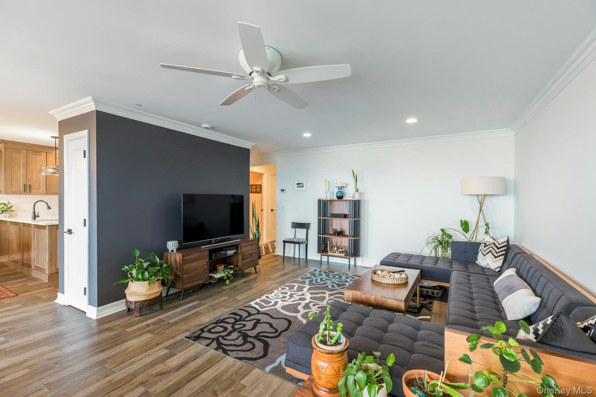 3103 Bluffs Drive thumbnail 14