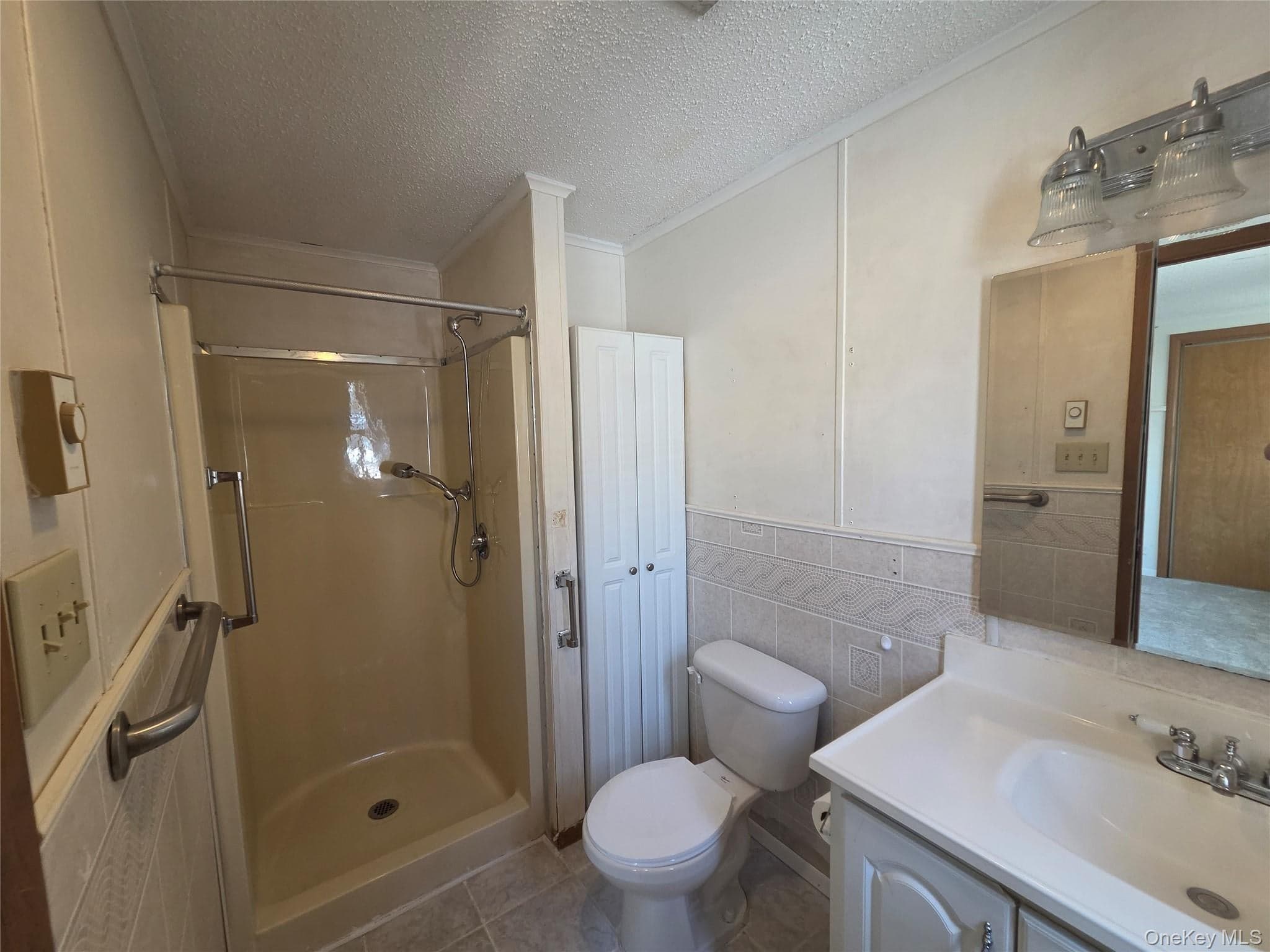 162 Village Circle thumbnail 11