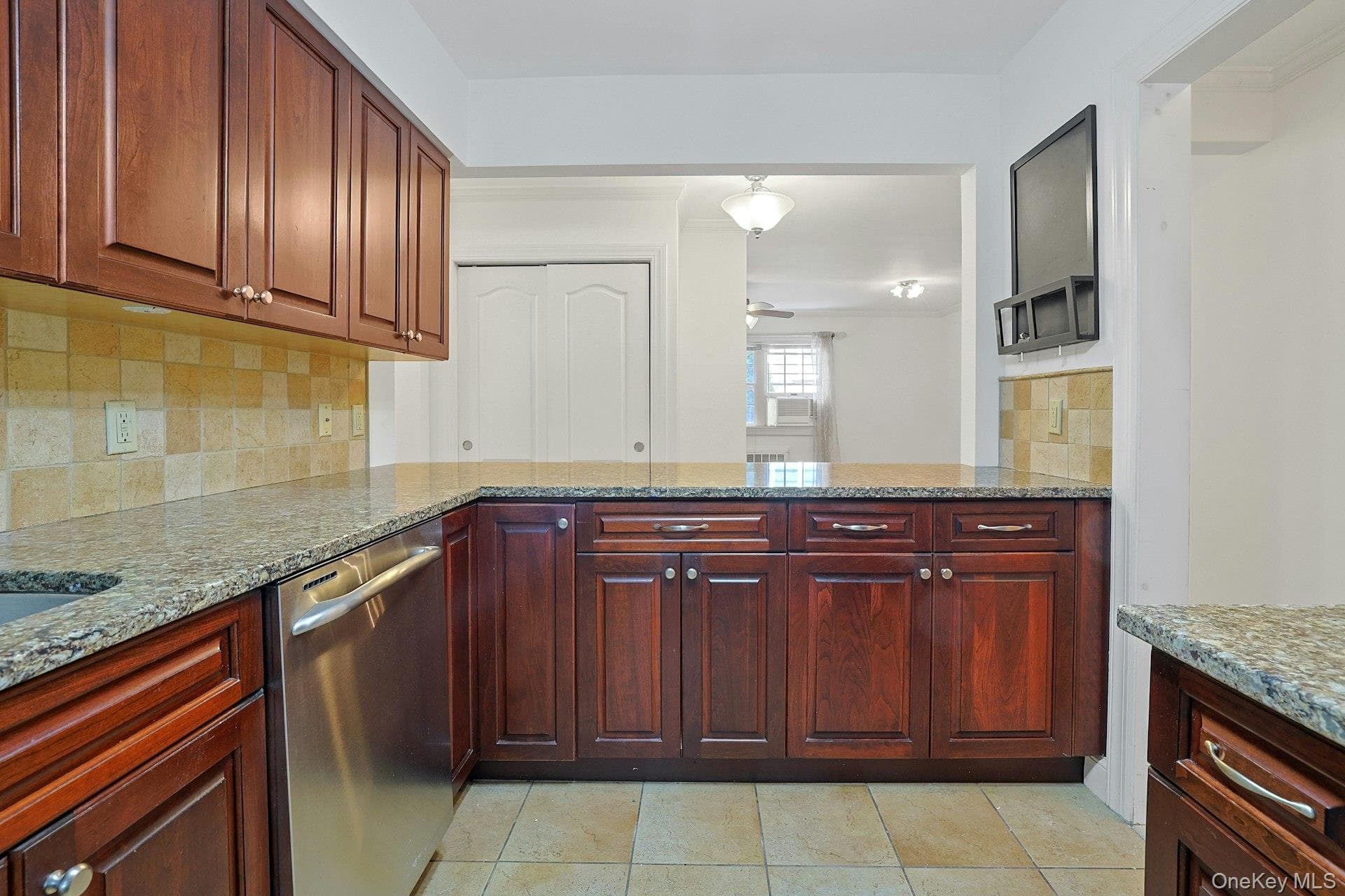 590 Bedford Road Unit: 1A thumbnail 10