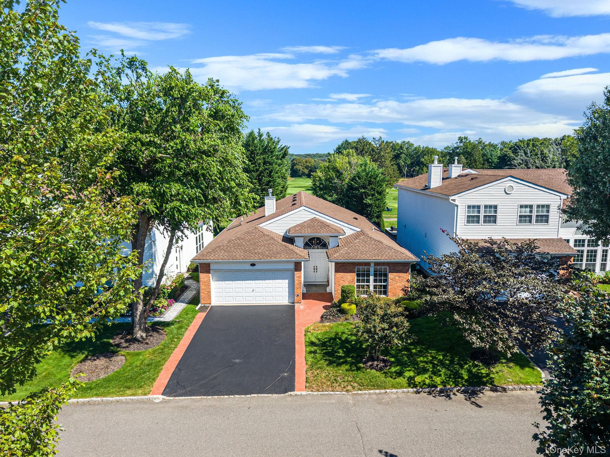 6 Hamlet Drive, Commack