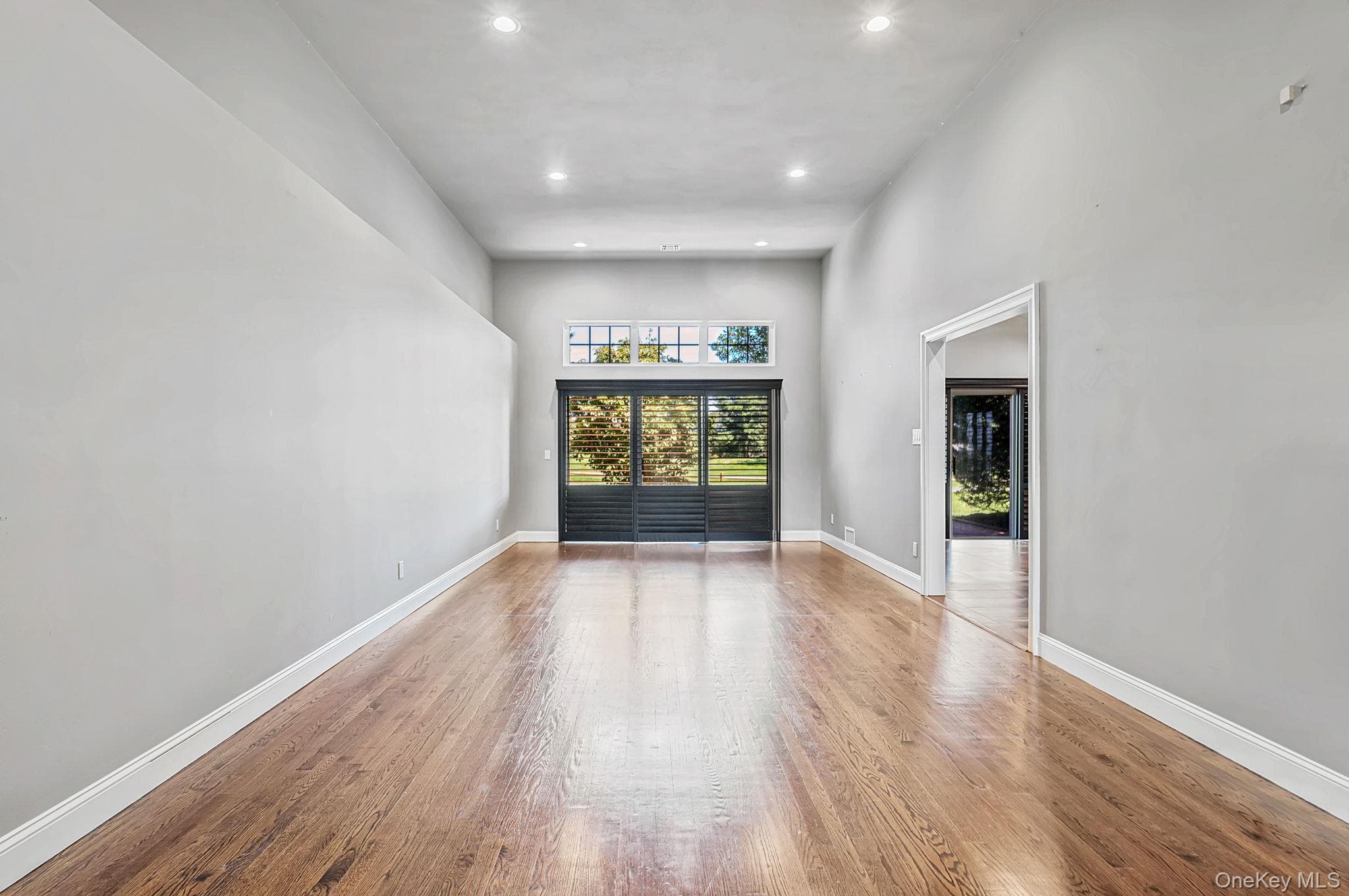 6 Hamlet Drive thumbnail 6