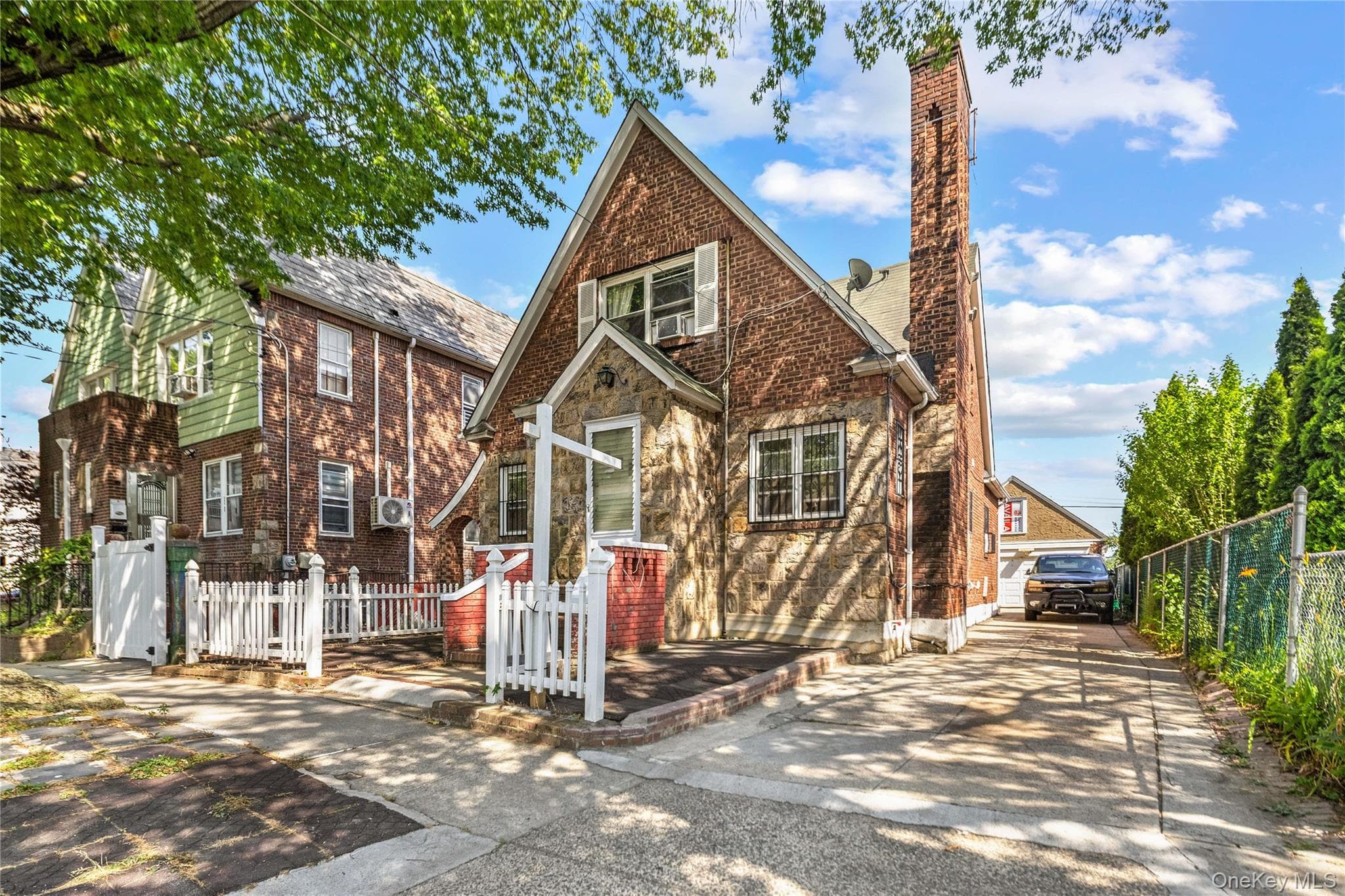 140-50 Quince Avenue thumbnail 3