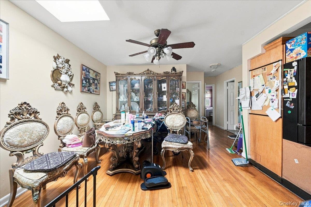 1405 E 233rd Street thumbnail 19