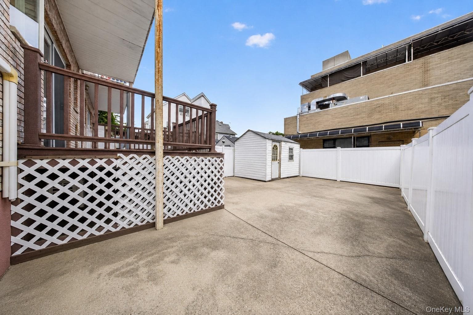 4215 161st Street thumbnail 6