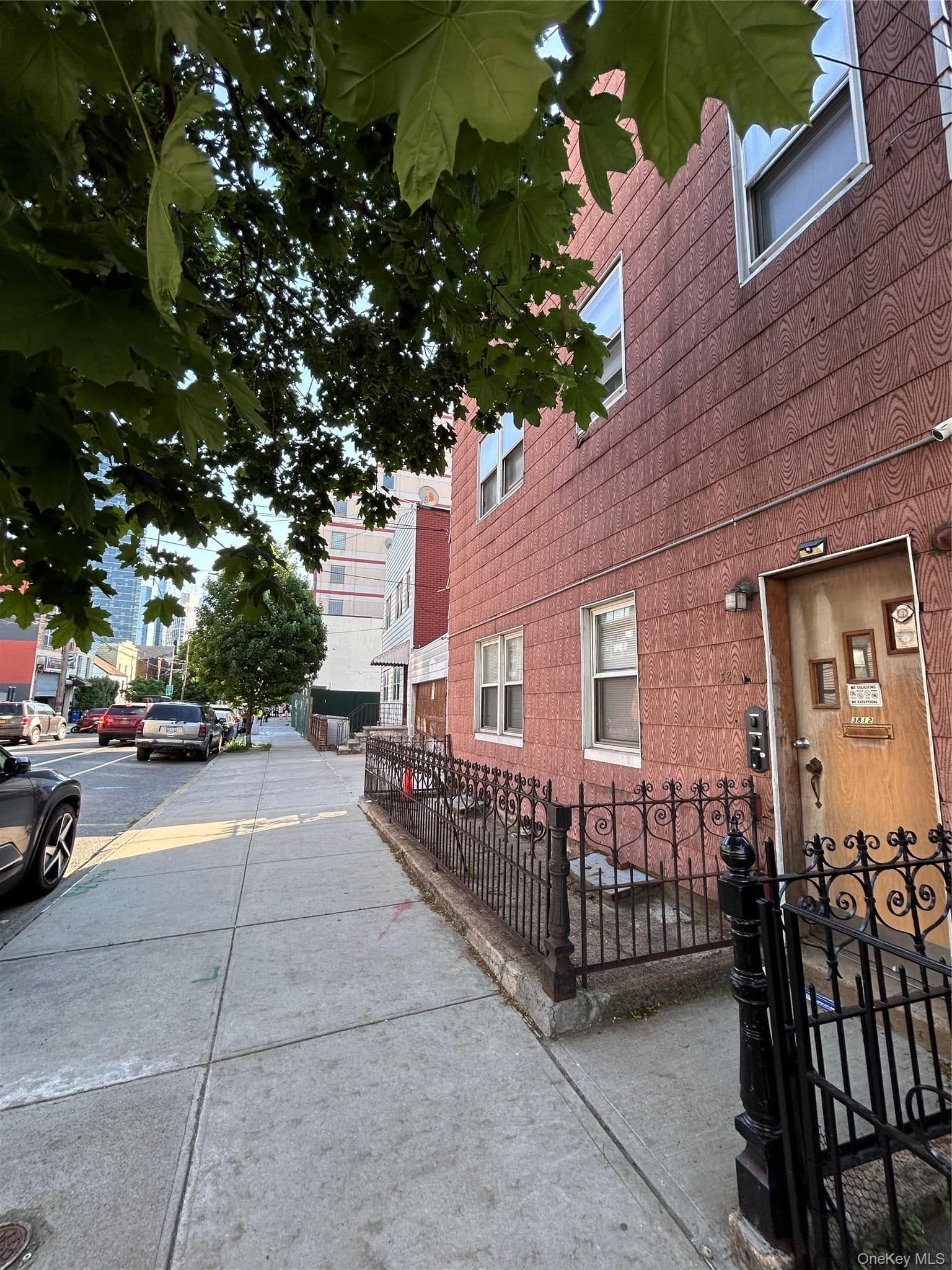 38-12 28th Street thumbnail 5