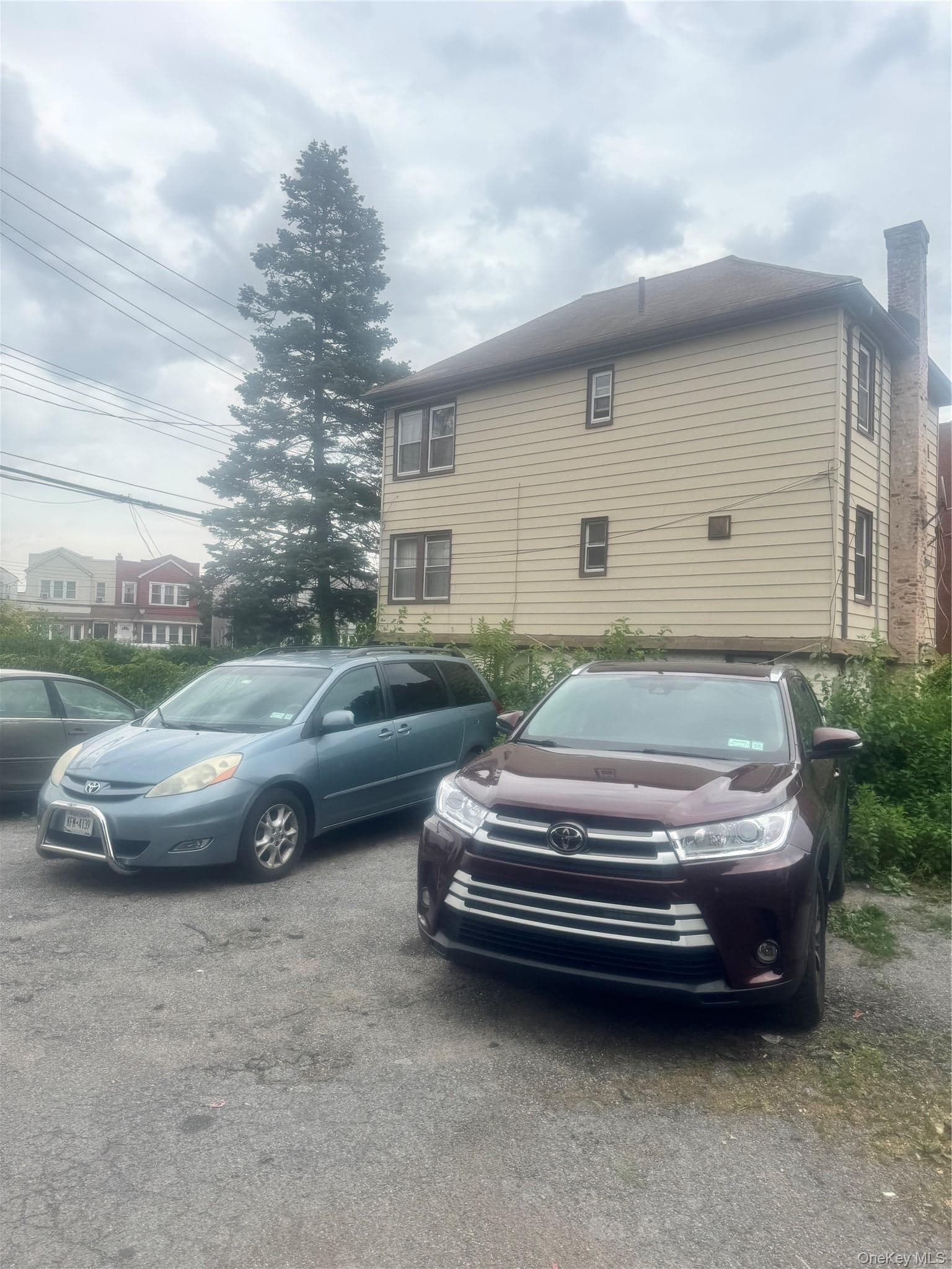 670 E 98th Street thumbnail 10