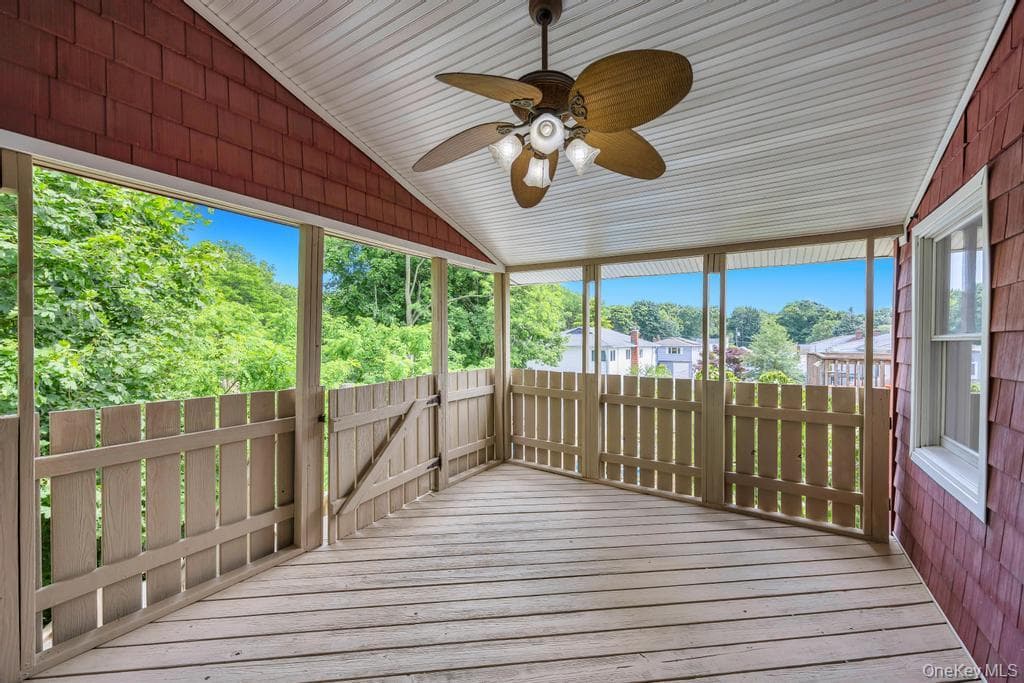 2331 Neptune Avenue thumbnail 41