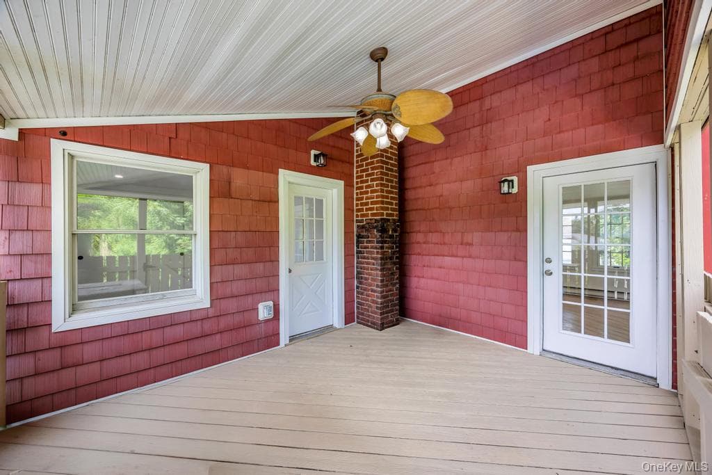 2331 Neptune Avenue thumbnail 40