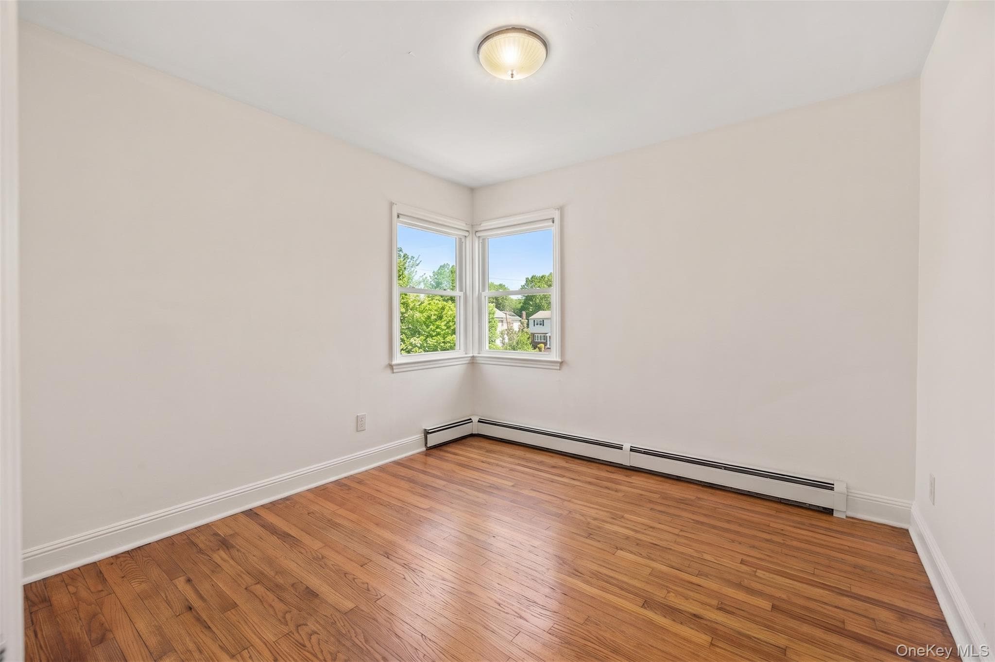 12 Benjamin Avenue thumbnail 13