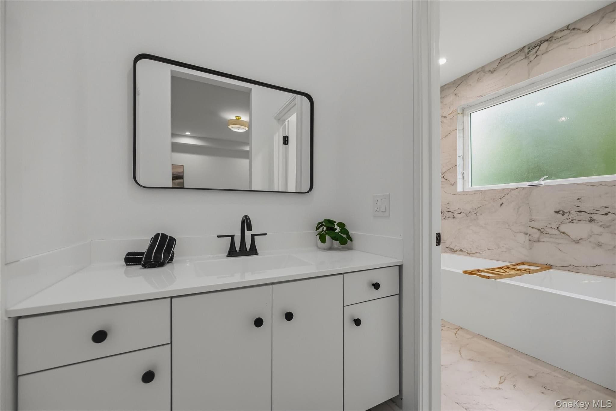 15 Treza Lane Unit: 102 thumbnail 29