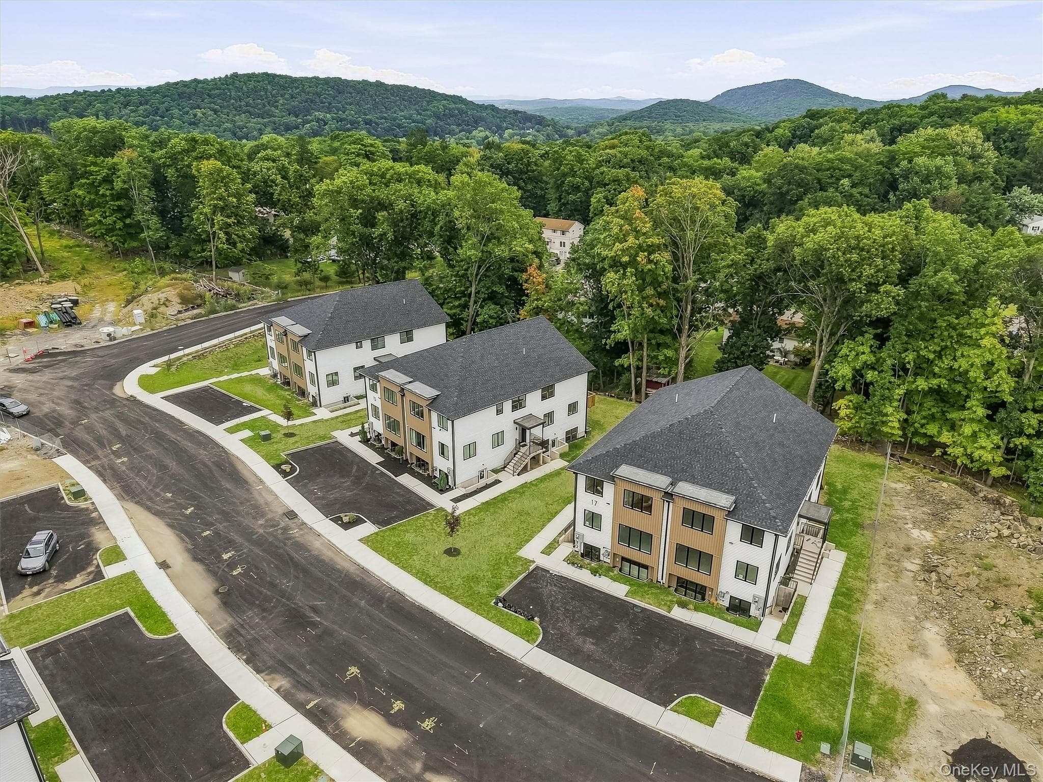 15 Treza Lane Unit: 102 thumbnail 41