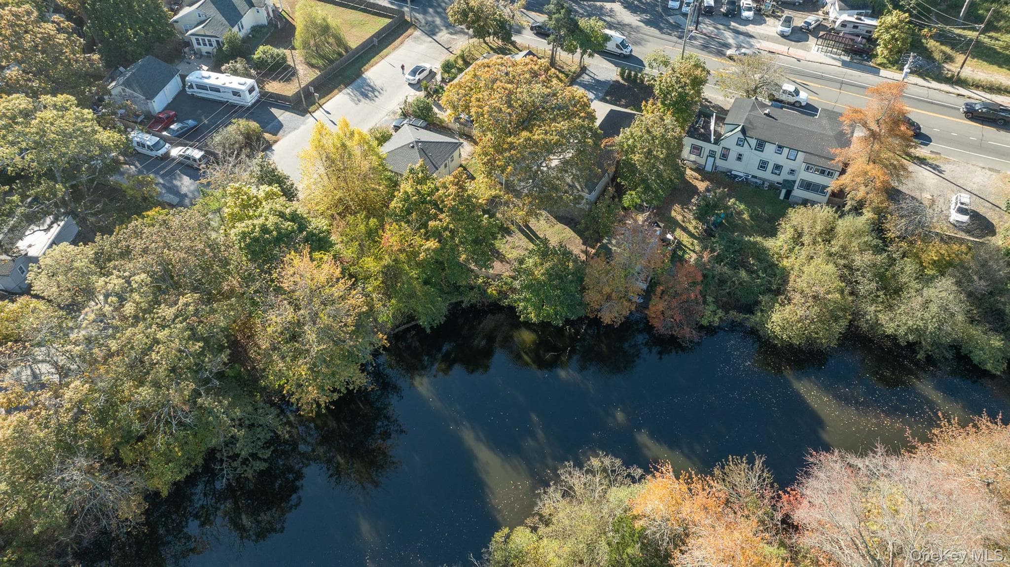 860 Flanders Road thumbnail 35
