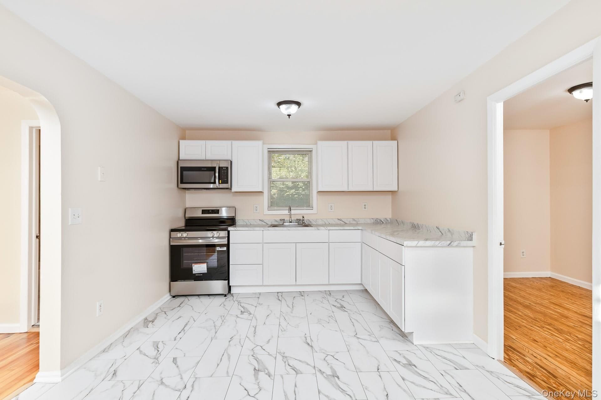 860 Flanders Road thumbnail 4