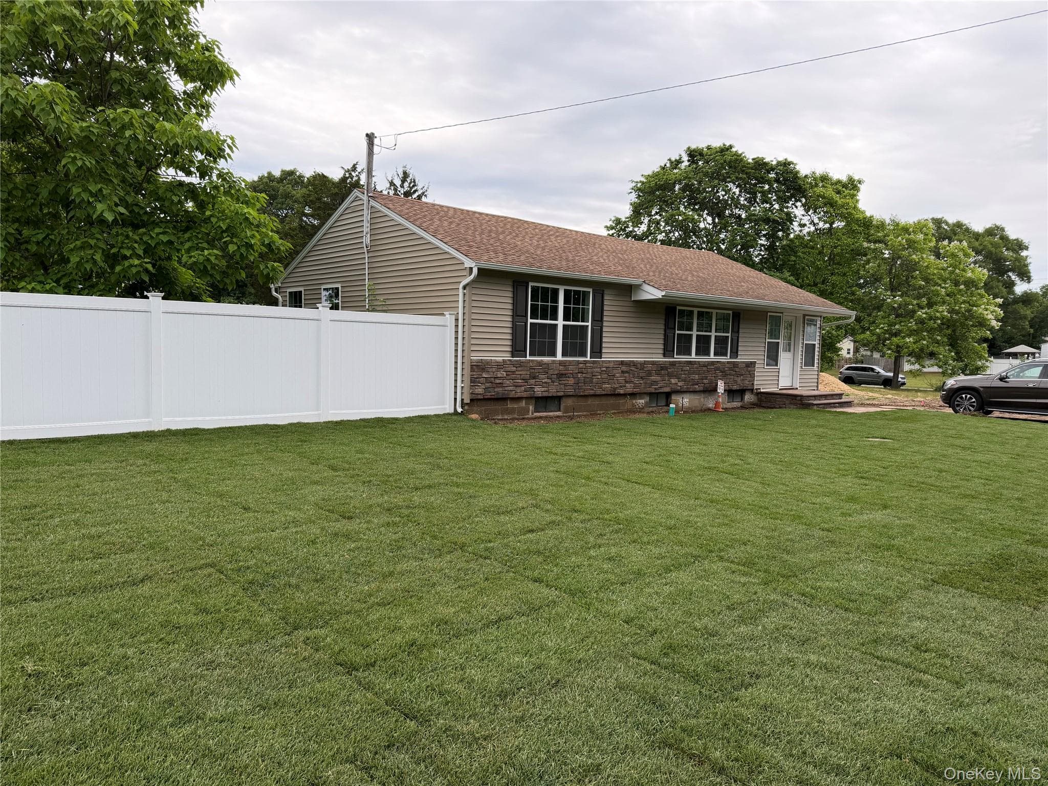 159 Alexander Avenue thumbnail 3