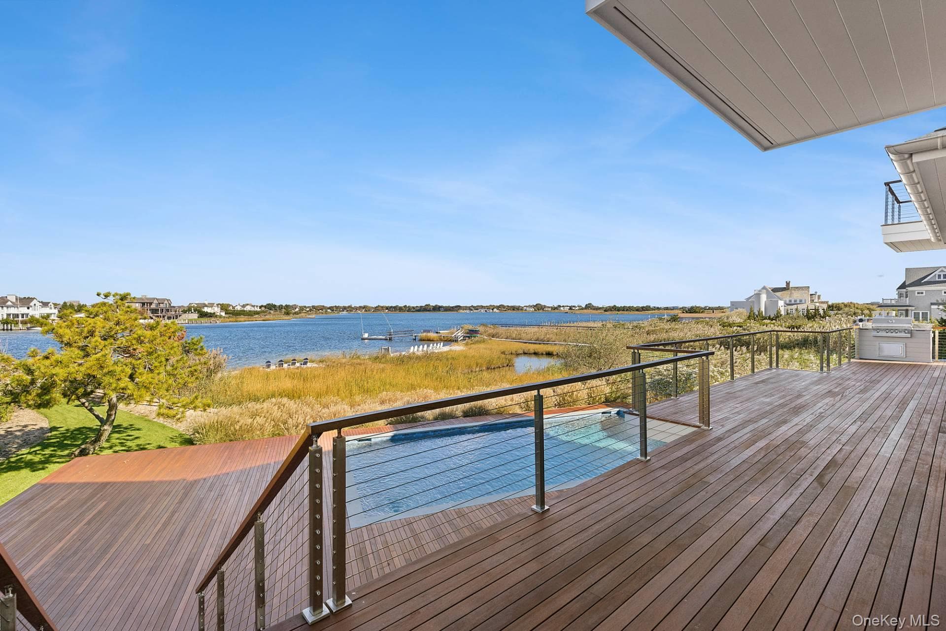 218 Dune Road thumbnail 5