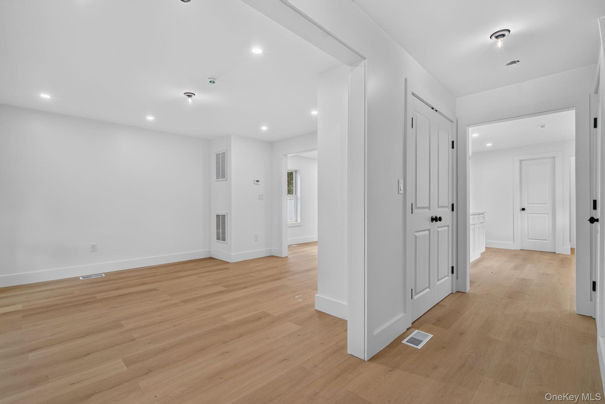 76 Poplar Street thumbnail 5