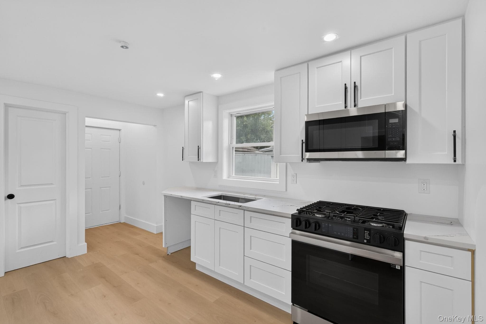 76 Poplar Street thumbnail 16
