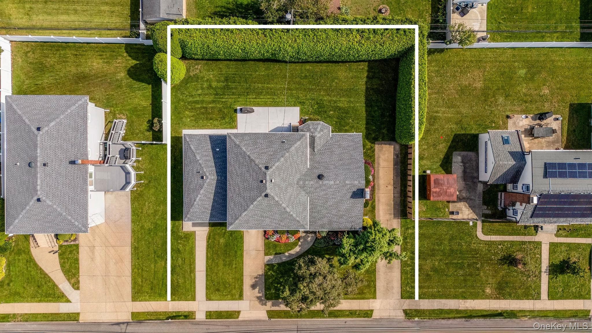47 Diamond Avenue thumbnail 37