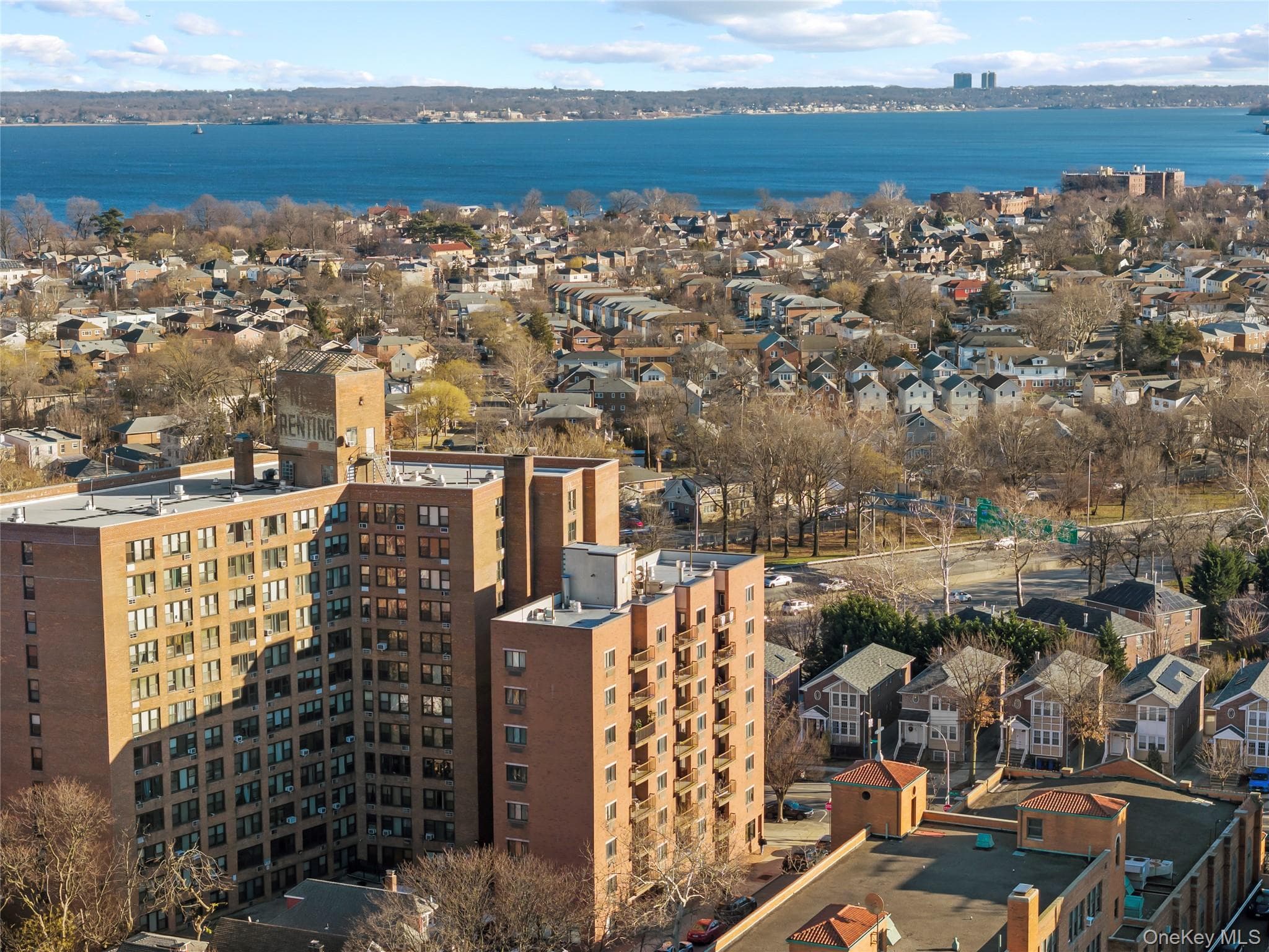 1600 Parkview Avenue Unit: 7C thumbnail 12