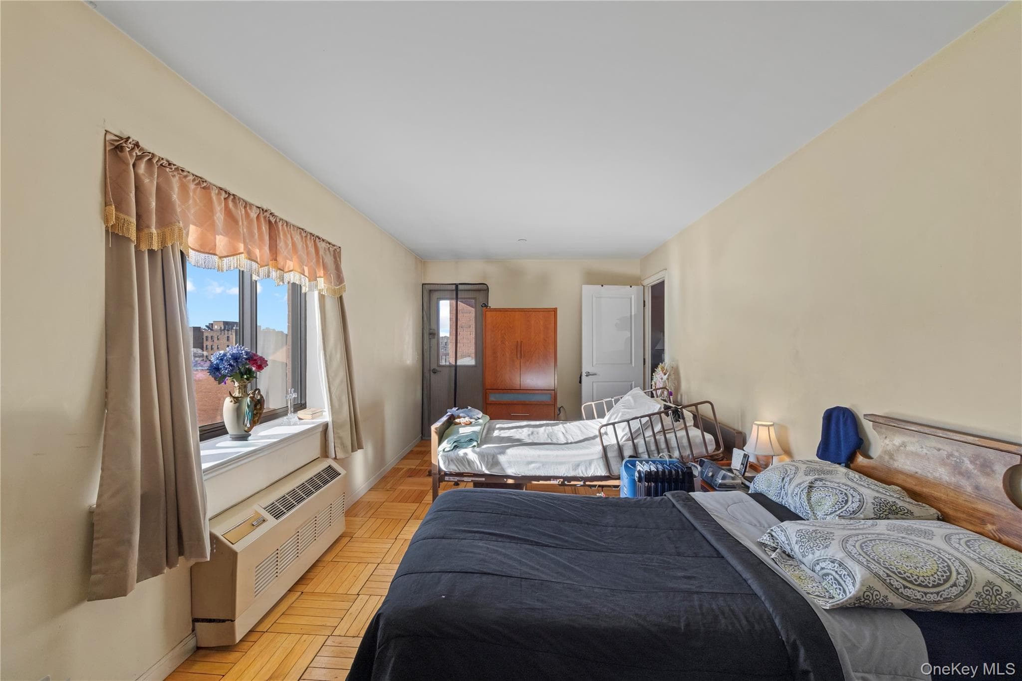 1600 Parkview Avenue Unit: 7C thumbnail 5