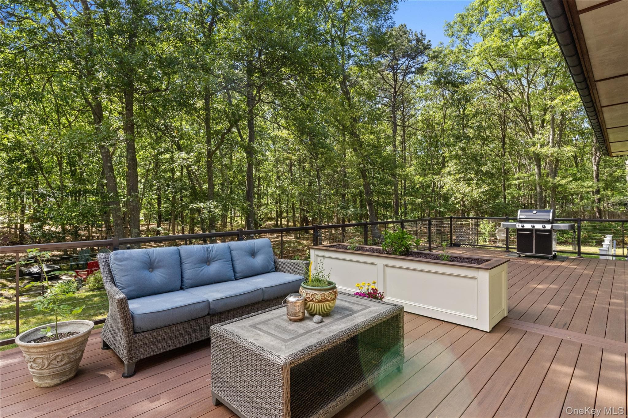 490 Wading River Road thumbnail 28
