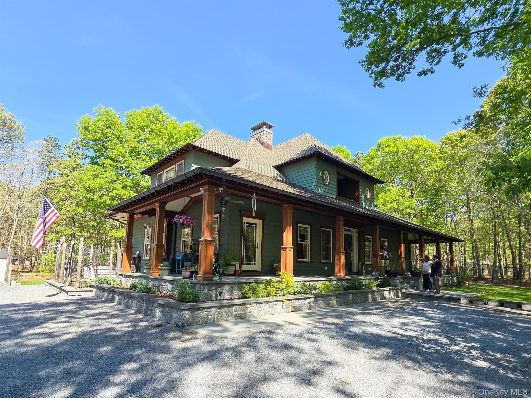 490 Wading River Road thumbnail 3