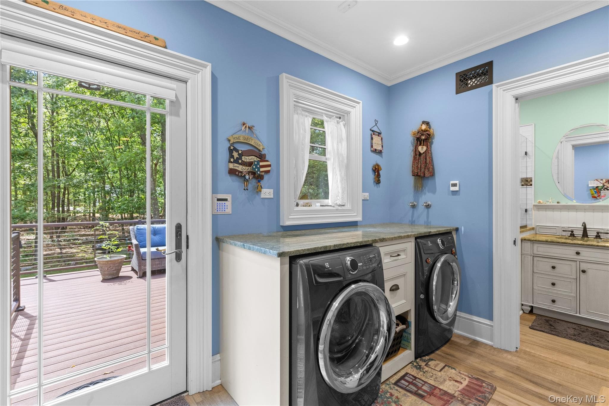 490 Wading River Road thumbnail 24