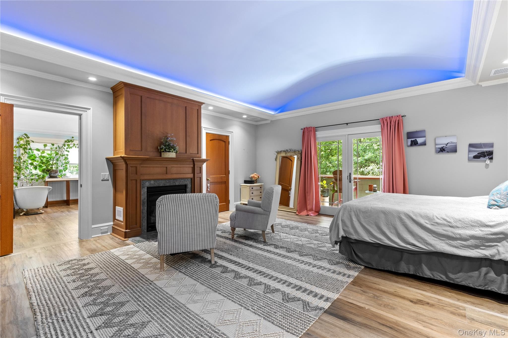 490 Wading River Road thumbnail 20