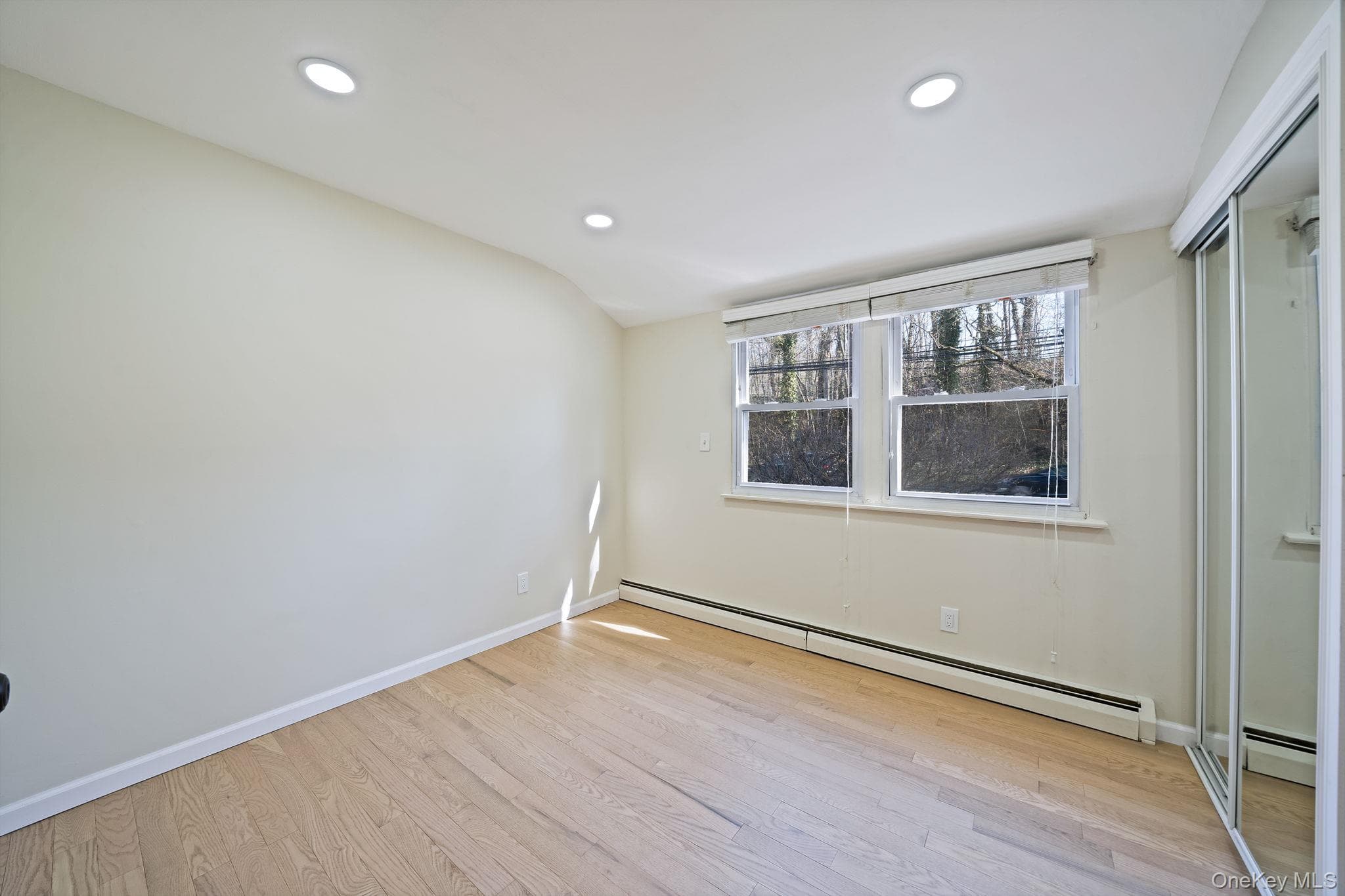 45 Roslyn Road thumbnail 14