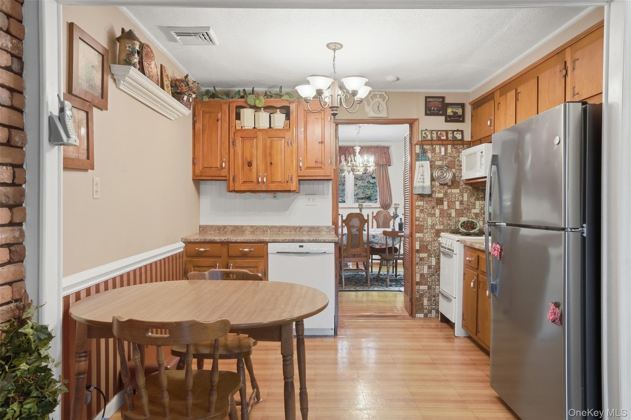 136 N Shore Drive thumbnail 12