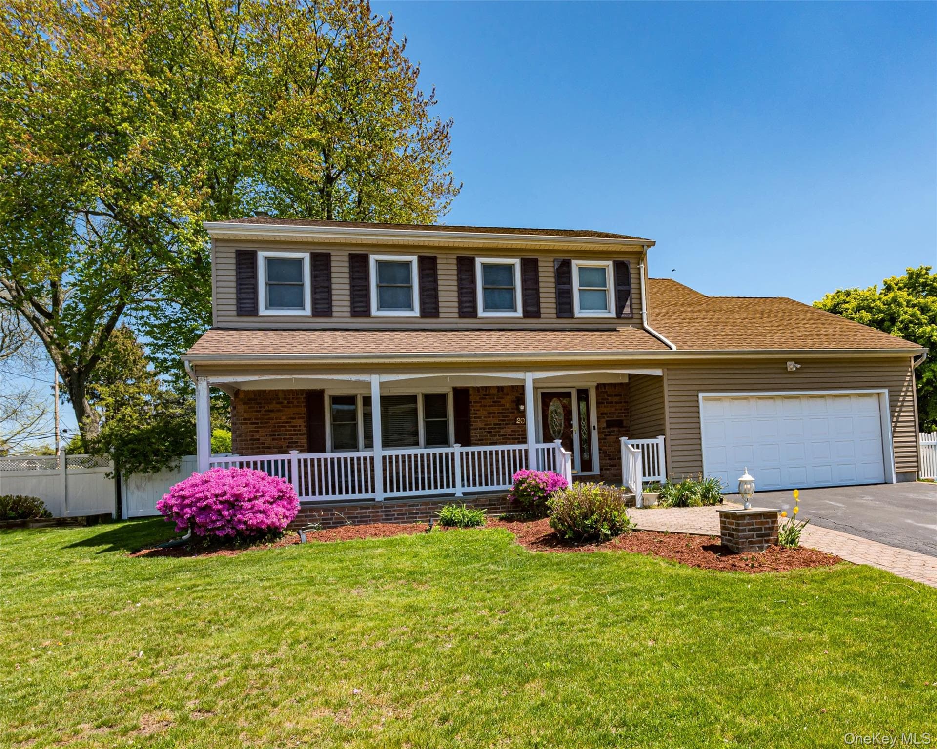 20 Evon Drive photo 1