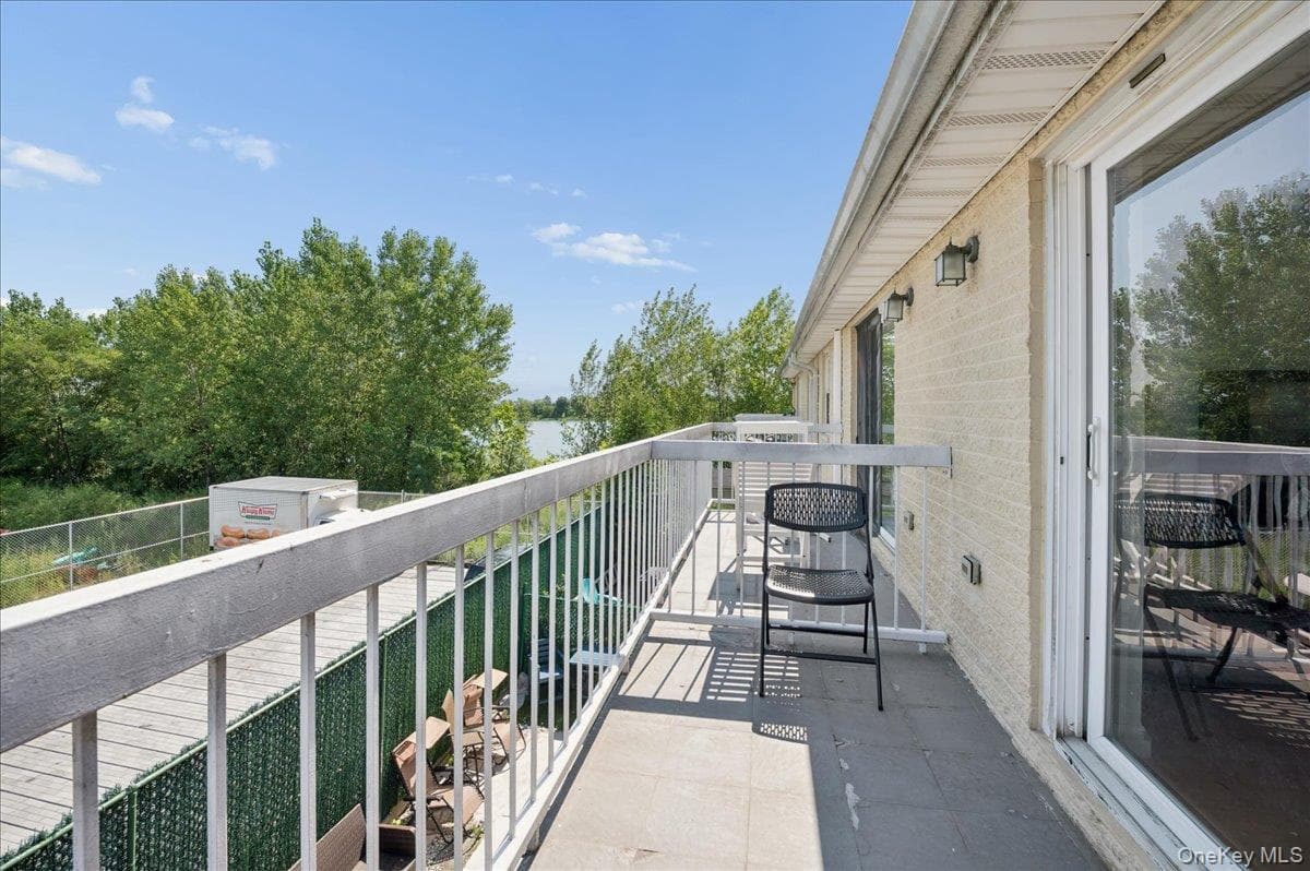 290 Zerega Avenue thumbnail 18
