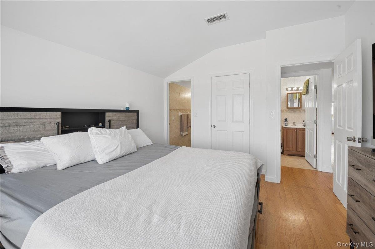 290 Zerega Avenue thumbnail 16