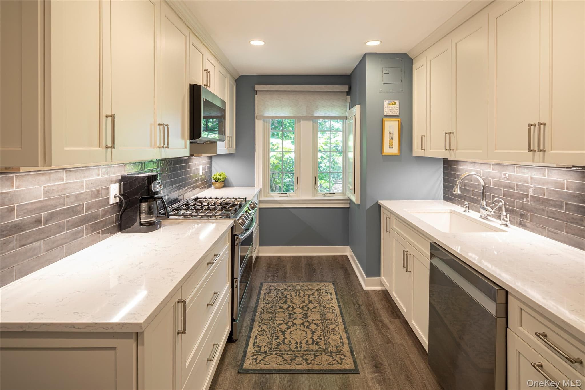 17 Beechtree Lane Unit: 2E thumbnail 8