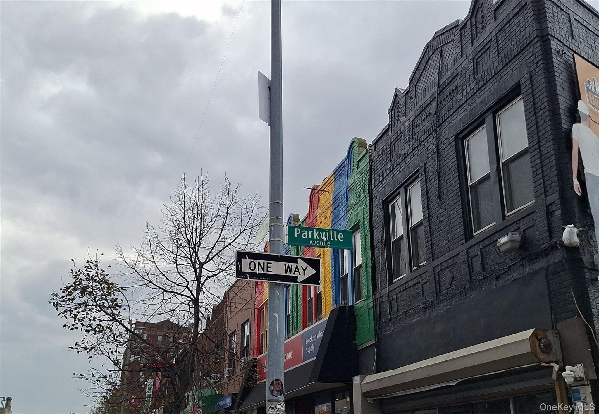 332 Parkville Avenue thumbnail 3