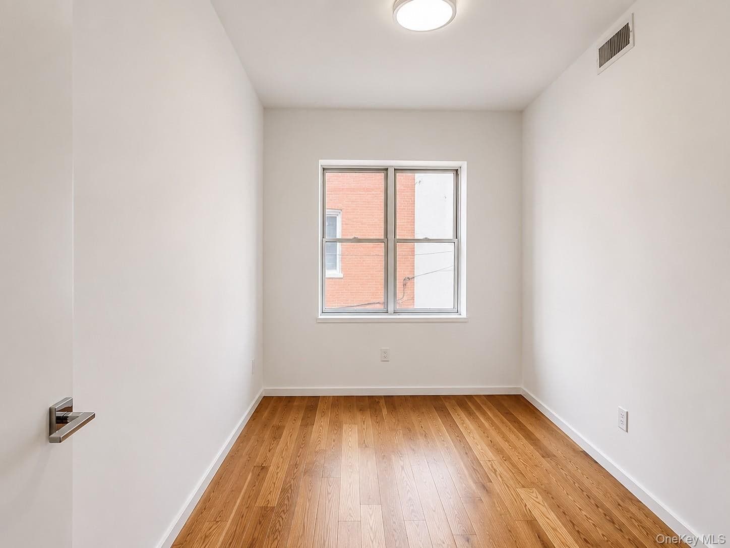 85 Rockaway Avenue thumbnail 9