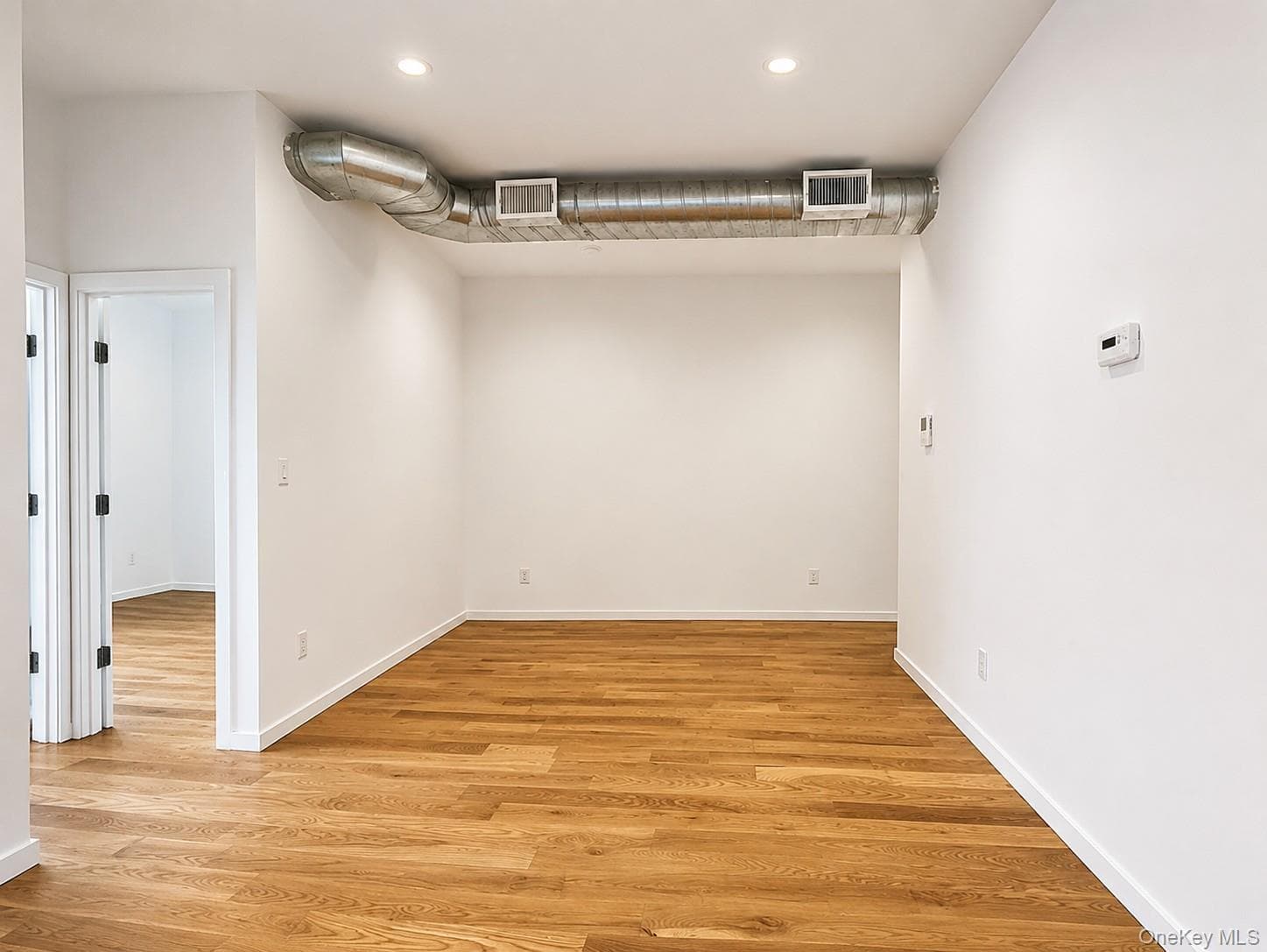 85 Rockaway Avenue thumbnail 6