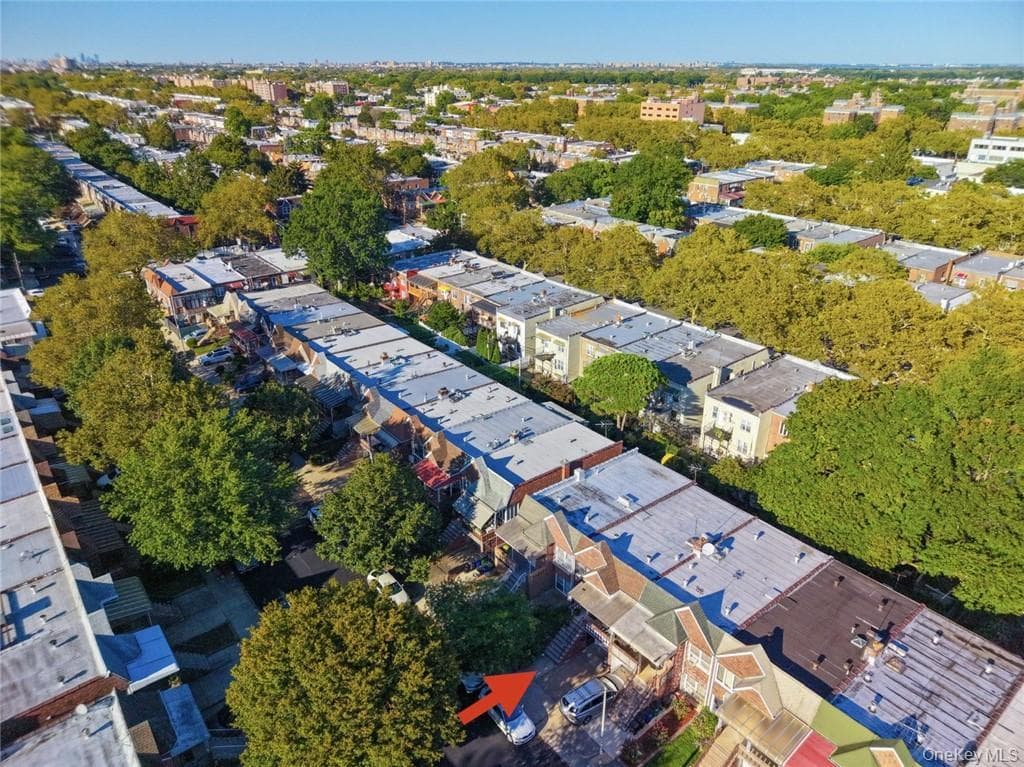 2345 E 26th Street thumbnail 32