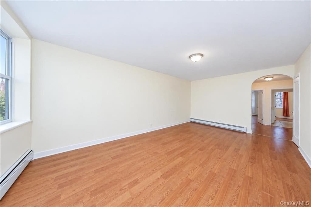 2345 E 26th Street thumbnail 18