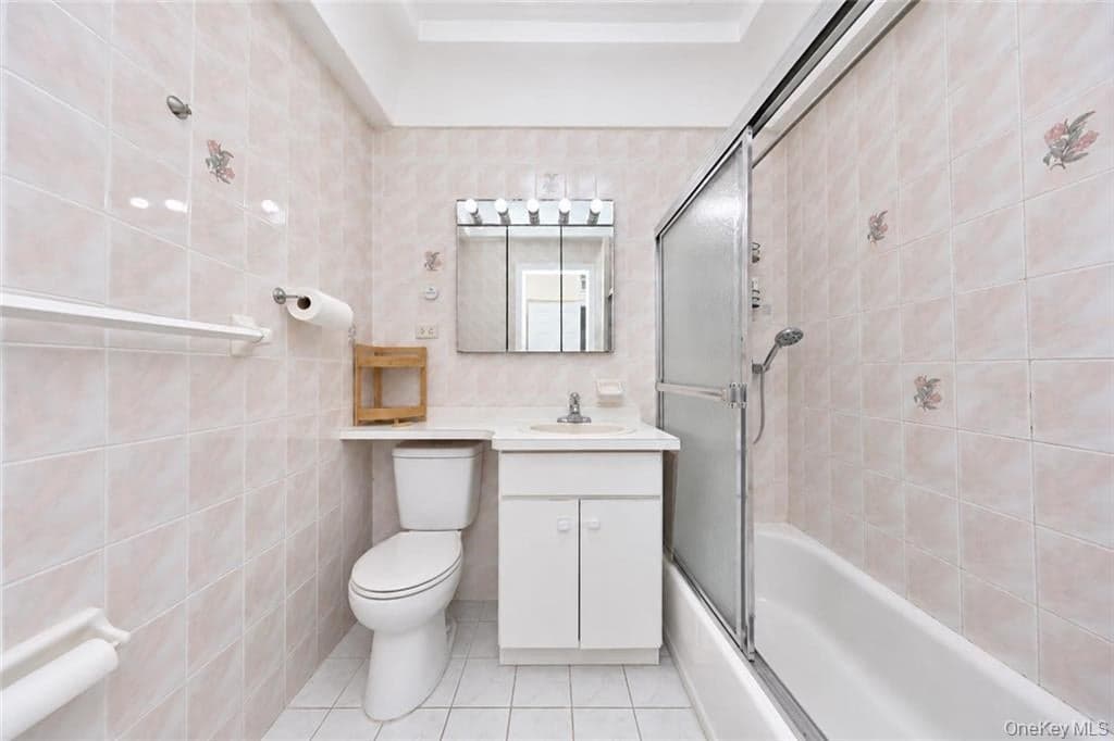 2345 E 26th Street thumbnail 20
