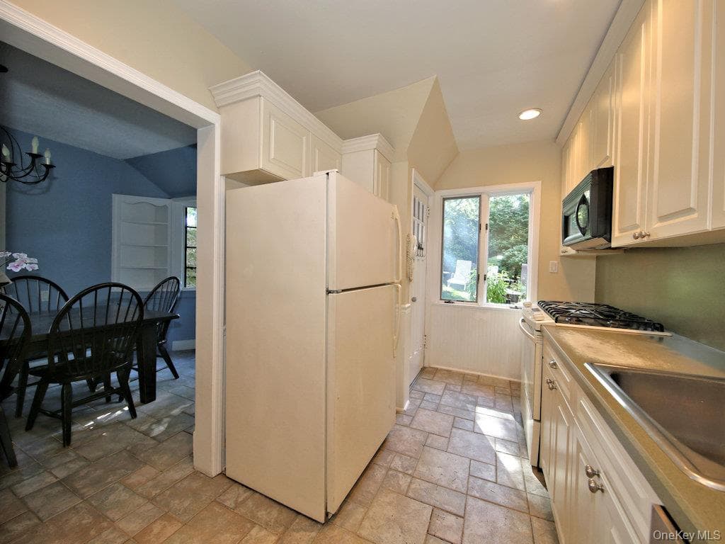1315 Langdon Lane thumbnail 13