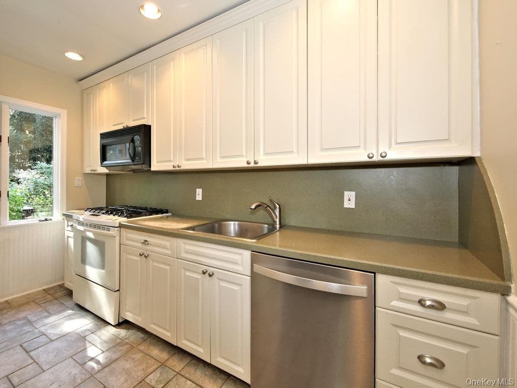 1315 Langdon Lane thumbnail 12