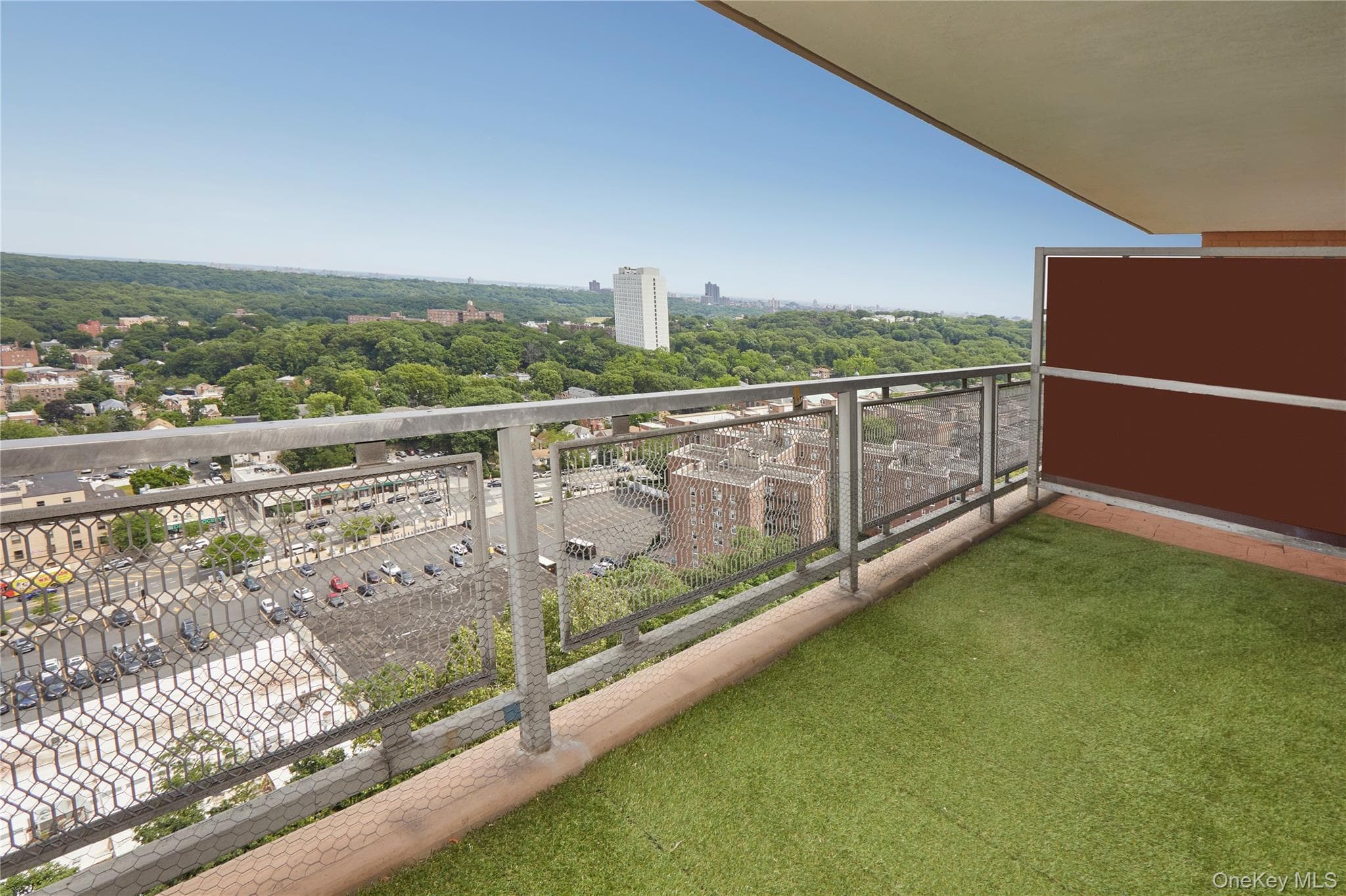 5700 Arlington Avenue Unit: 19G thumbnail 4